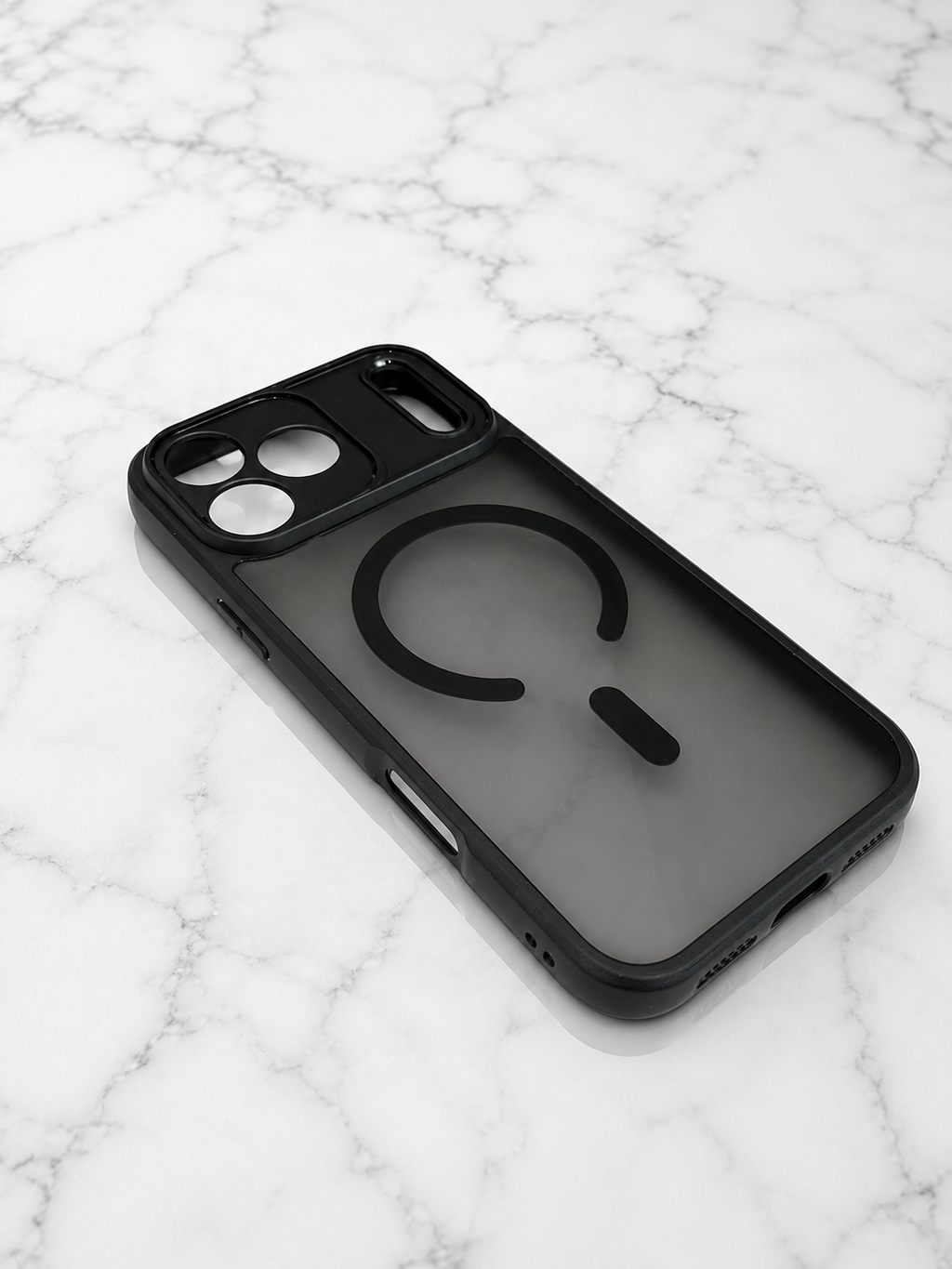Etui na iPhone 17 pro max smoke matte