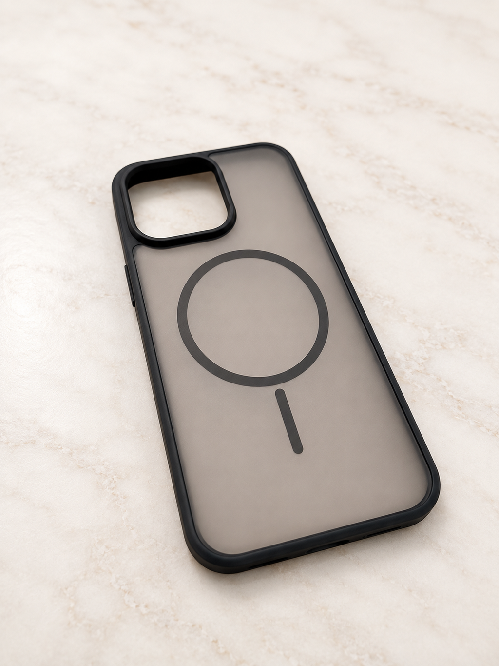 Etui na iPhone 15 pro max smoke matte