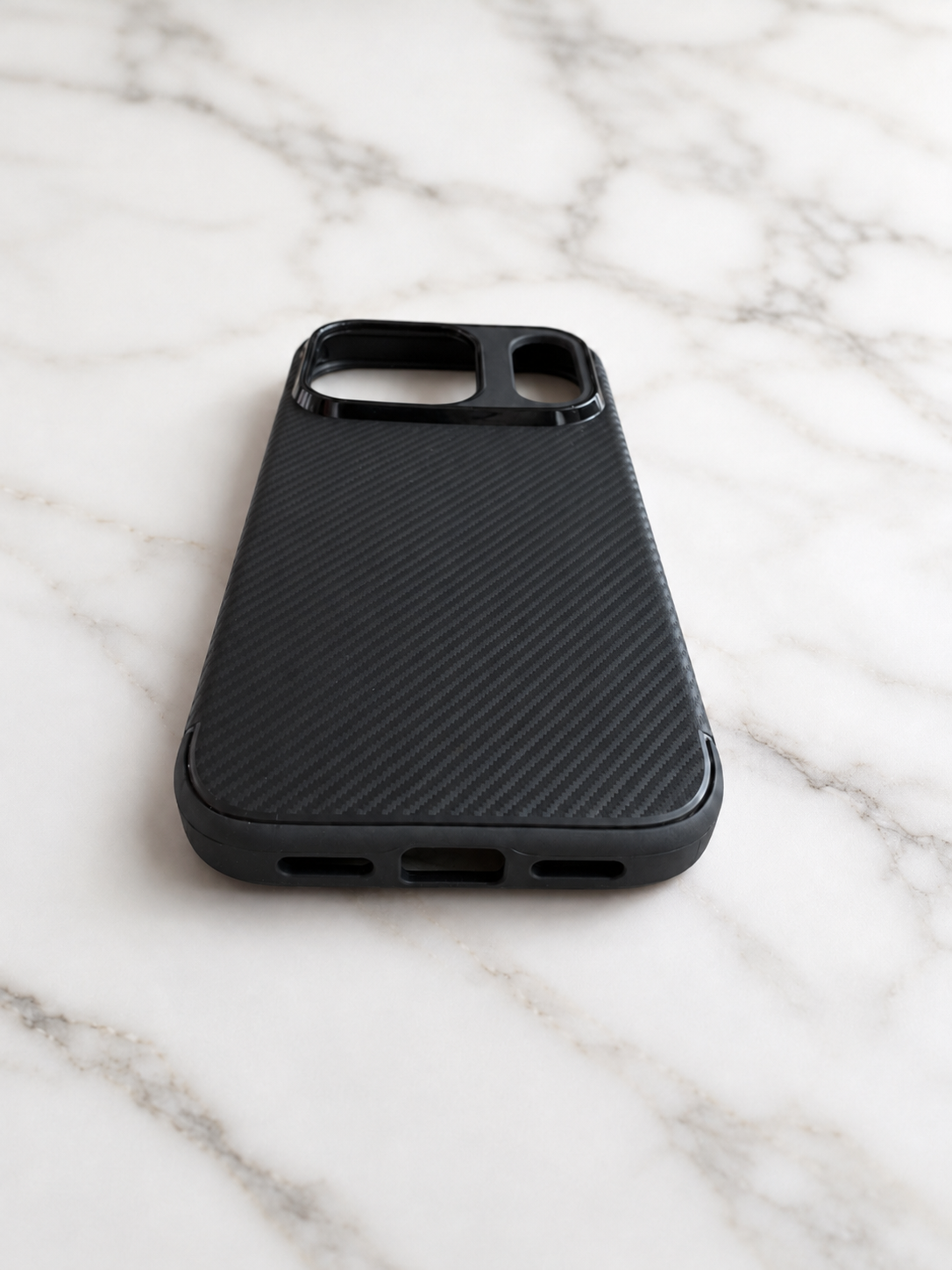 Etui na iPhone 17 pro carbon