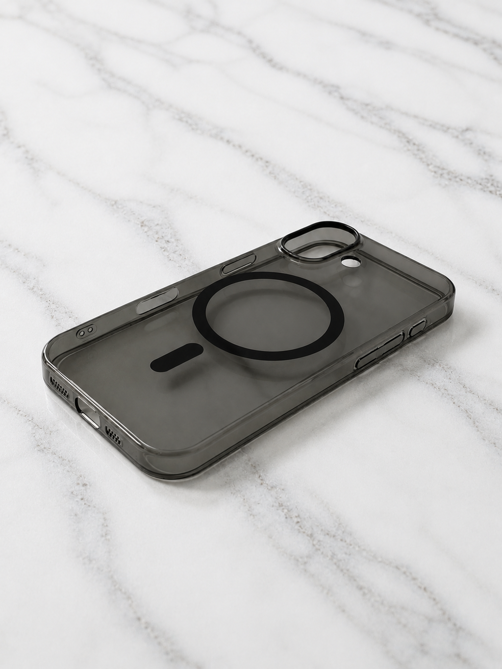 Etui na iPhone 17 dark smoke
