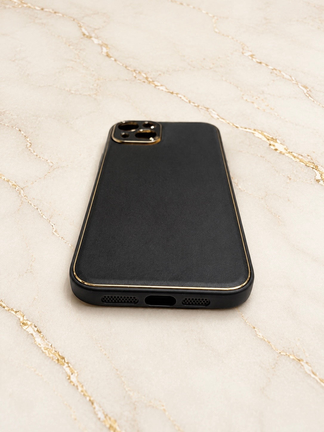 Etui na iPhone 15 plus black leather